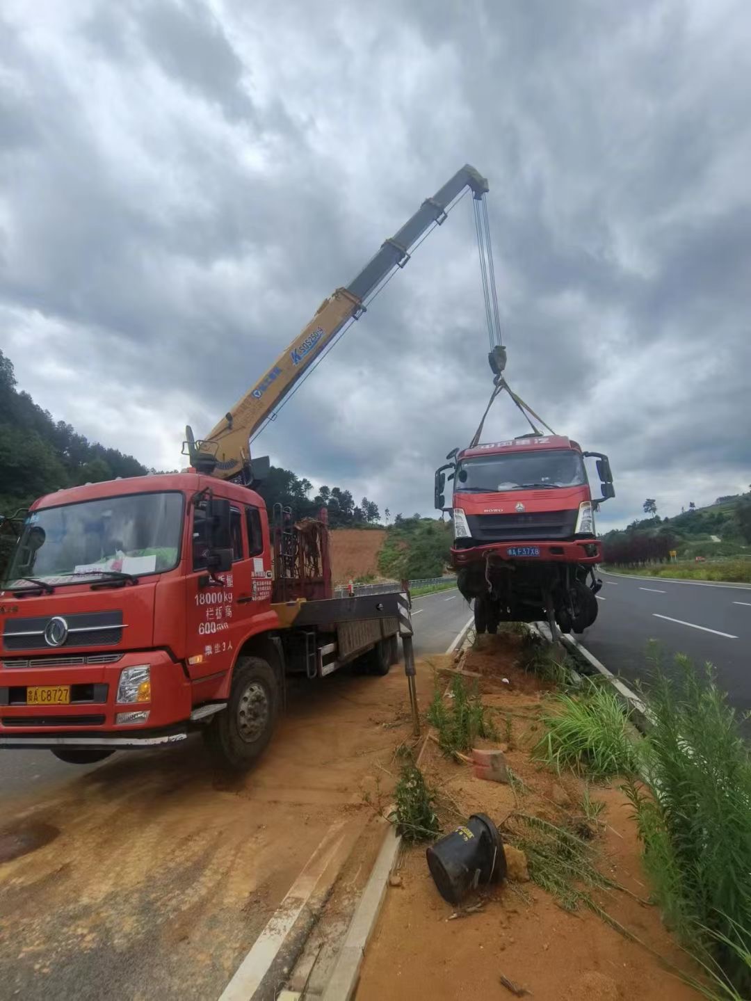 藁城区吊车出租公司在日常生活中对吊车要怎样检查