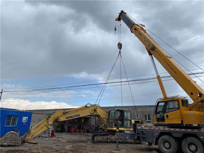 藁城区25吨吊车的工作半径是多少？